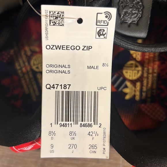 ADIDAS - OZWEEGO ZIP - CHINESE NEW YEAR SIZE 9 - Picture 11 of 11